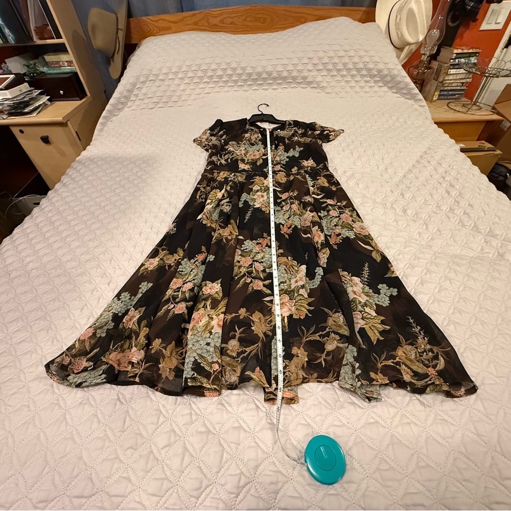 Unique Vintage Feminine Floral Midi Dress - Size 14 - Picture 6 of 11